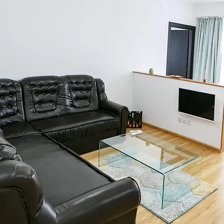 Seasons 1922 Apartment